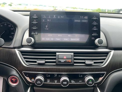 Used 2021 Honda Accord EX image 19