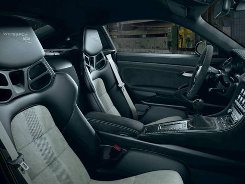 Certified 2023 Porsche 718 Cayman GT4 RS image 5