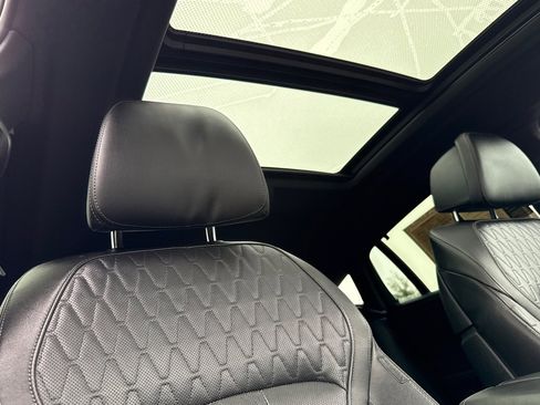 Certified 2024 BMW X6 M60i image 20