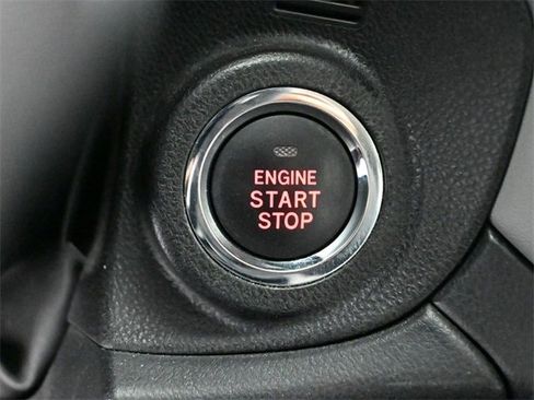 Used 2020 Subaru Outback Limited image 23