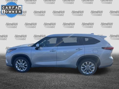 Used 2021 Toyota Highlander Limited FWD image 7