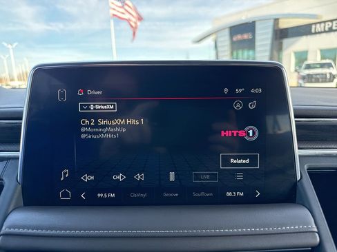 Used 2023 GMC Yukon SLT w/ Max Trailering Package image 21