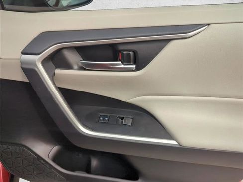 Certified 2023 Toyota RAV4 XLE w/ Convenience Package FWD image 27