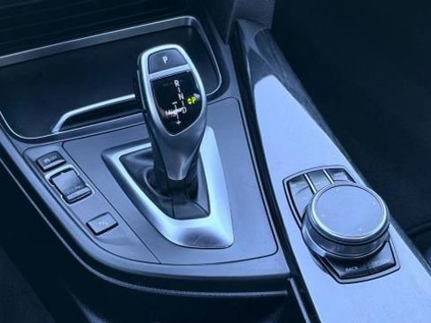 Used 2018 BMW 330i xDrive Sedan w/ Convenience Package image 35