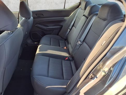 Certified 2024 Nissan Altima 2.5 SV image 7