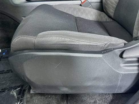 Used 2024 Toyota Tundra SR5 w/ SR5 Convenience Package AWD/4WD image 15