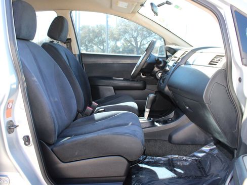 Used 2009 Nissan Versa 1.8 S w/ PWR Pkg image 16