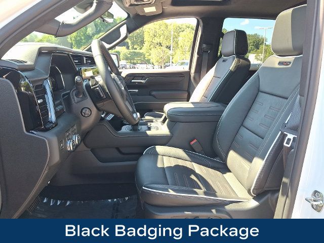 Used 2026 GMC Sierra 1500 AT4X w/ LPO, Black Badging Package AWD/4WD image 2