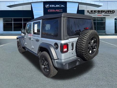 Used 2022 Jeep Wrangler Unlimited Willys image 5