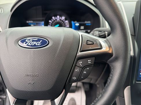 Used 2024 Ford Edge SEL w/ Convenience Package image 31