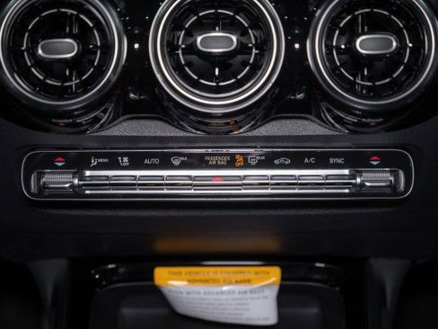 Certified 2026 Mercedes-Benz GLB 250 image 18