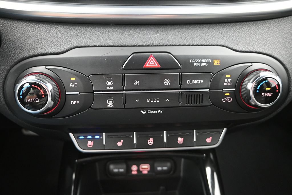 Used 2016 Kia Sorento SX w/ SXL Technology Package AWD/4WD image 21