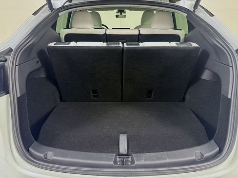 Used 2021 Tesla Model Y Long Range image 23