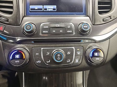 Used 2017 Chevrolet Impala Premier image 23