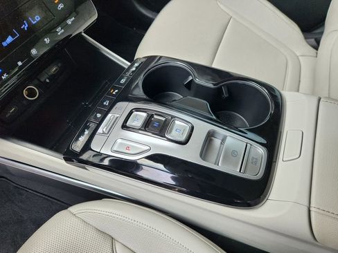 Used 2022 Hyundai Tucson Limited FWD image 19