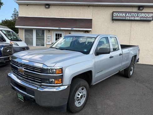 Used 2016 Chevrolet Silverado 2500 W/T AWD/4WD image 2