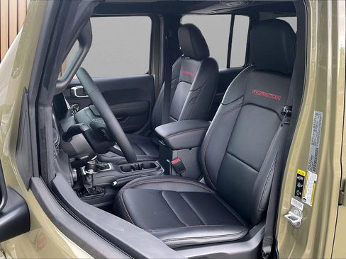 New 2026 Jeep Wrangler Unlimited Rubicon AWD/4WD image 19