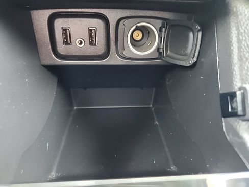 Used 2019 Buick Encore Preferred AWD/4WD image 22