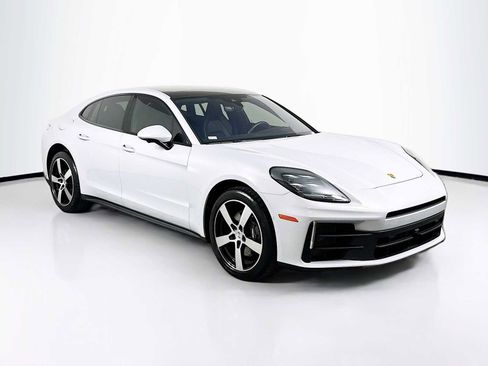 Certified 2025 Porsche Panamera RWD image 7
