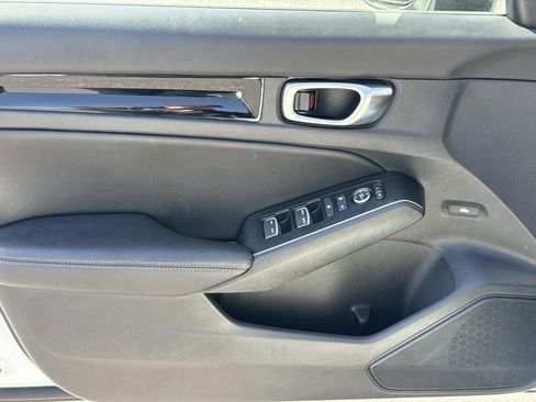 Used 2024 Honda Civic Touring image 18