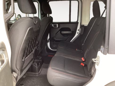 Used 2020 Jeep Wrangler Unlimited Rubicon image 24