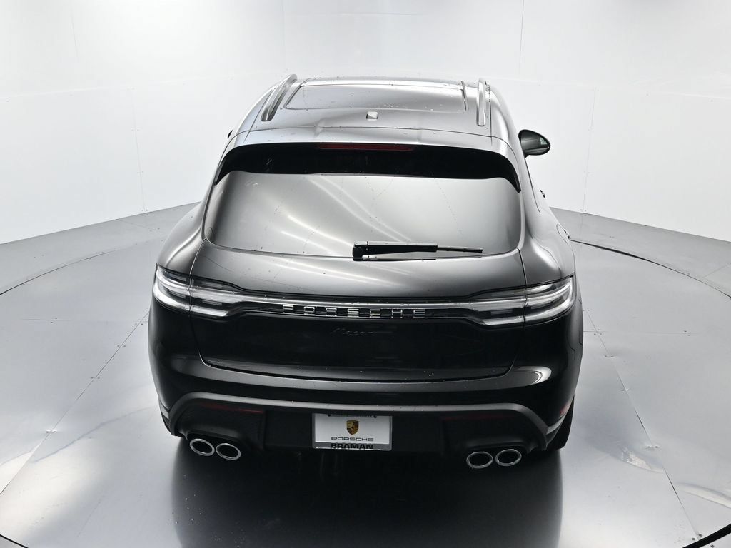 Certified 2026 Porsche Macan AWD/4WD image 35