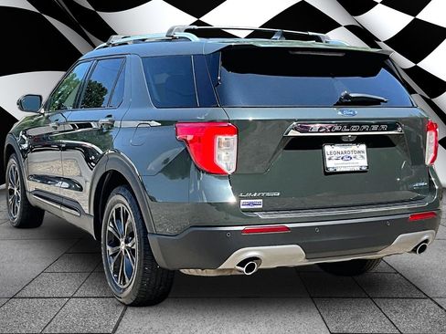 Certified 2022 Ford Explorer Limited w/ Equipment Group 301A AWD/4WD image 11