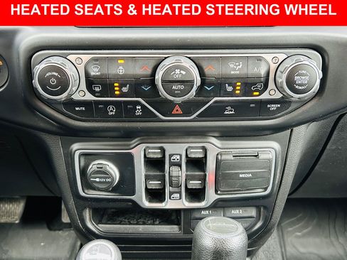 Used 2021 Jeep Gladiator Sport AWD/4WD image 4