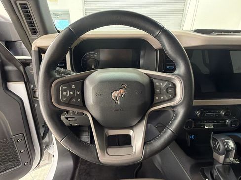 Certified 2023 Ford Bronco Wildtrak AWD/4WD image 28