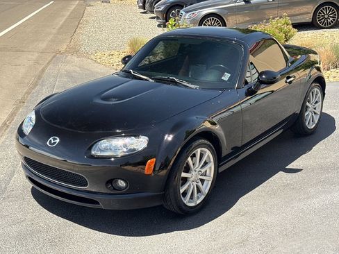 Used 2008 MAZDA MX-5 Miata Grand Touring w/ Premium Pkg RWD image 57