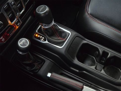 Used 2021 Jeep Gladiator Rubicon image 17