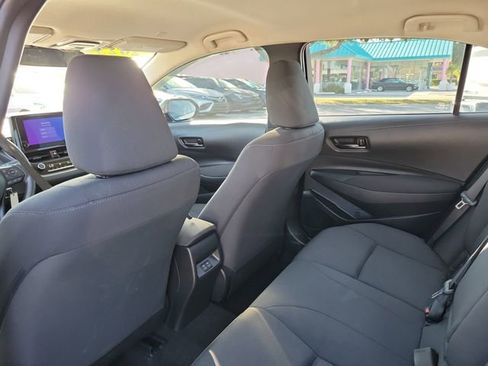 Used 2023 Toyota Corolla LE image 11