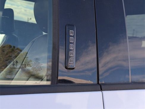 Used 2020 Ford F250 Lariat w/ Lariat Ultimate Package image 5