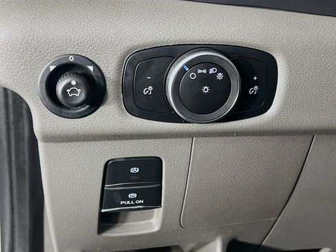 Used 2023 Ford E-Transit 148 High Roof Extended image 32