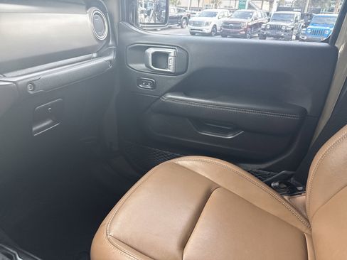 Used 2020 Jeep Gladiator Rubicon image 26
