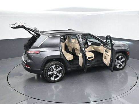 New 2026 Jeep Grand Cherokee Limited RWD image 56