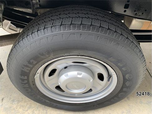 Used 2018 Ford F250 XL w/ Power Equipment Group RWD image 19