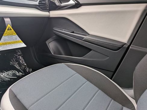 New 2026 Volkswagen Taos S image 17