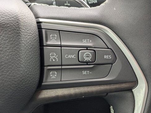 New 2026 Jeep Grand Cherokee Limited AWD/4WD image 27