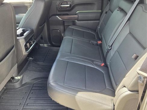 Used 2022 GMC Sierra 1500 SLT w/ SLT Premium Plus Package AWD/4WD image 12