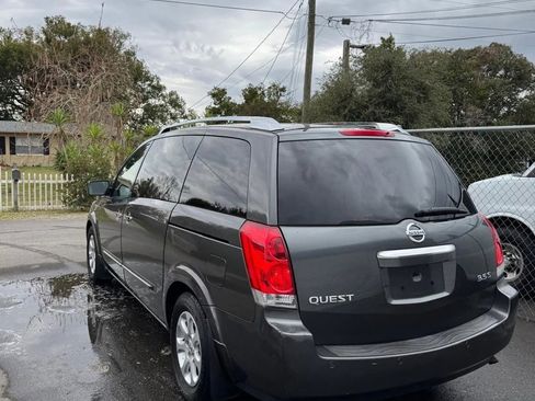 Used 2009 Nissan Quest S w/ Drivers Pkg FWD image 4