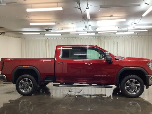 New 2026 GMC Sierra 2500 SLT w/ SLT Premium Package AWD/4WD image 4