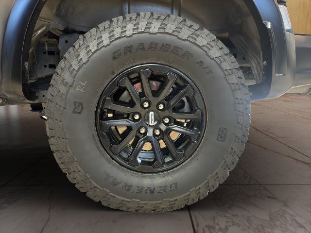 Used 2025 Ford F150 Raptor AWD/4WD image 17