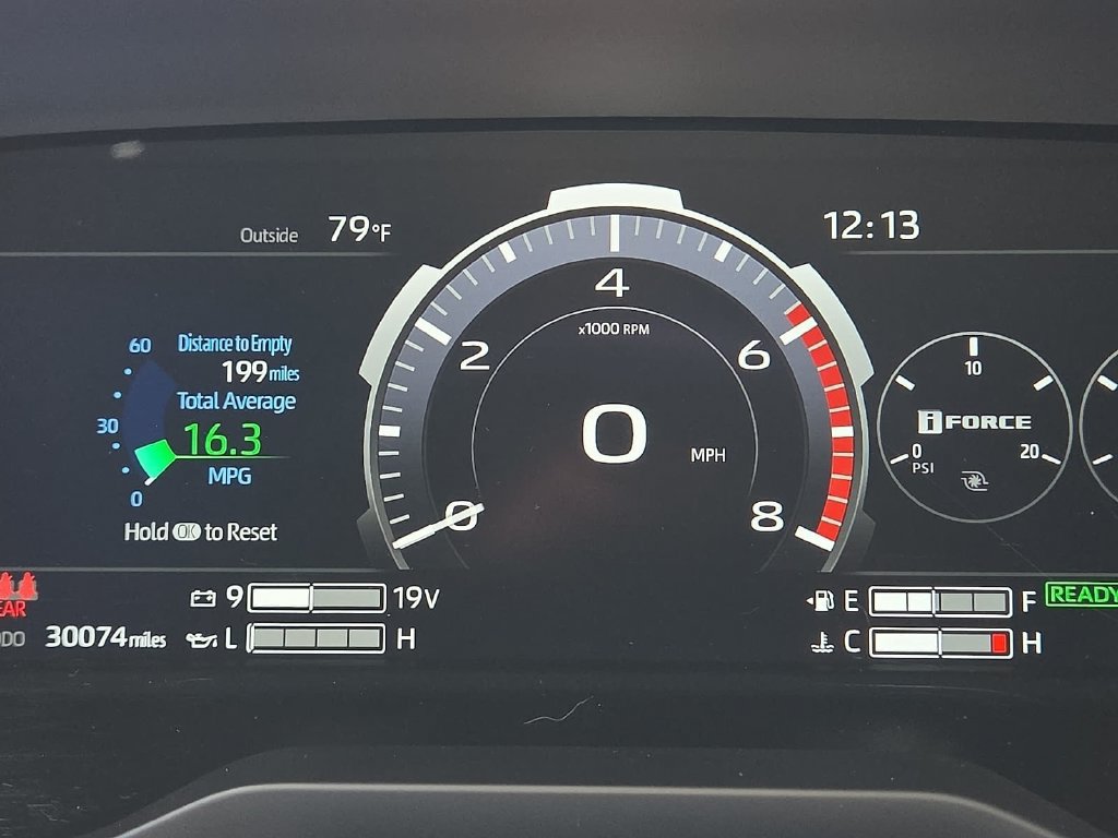 Used 2024 Toyota Tundra Limited AWD/4WD image 24