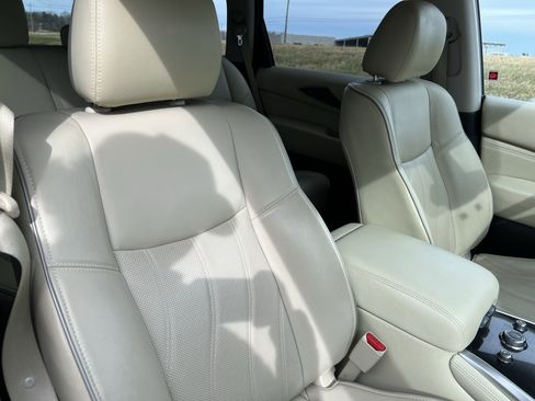 Used 2017 INFINITI QX60 AWD w/ Premium Plus Package image 35