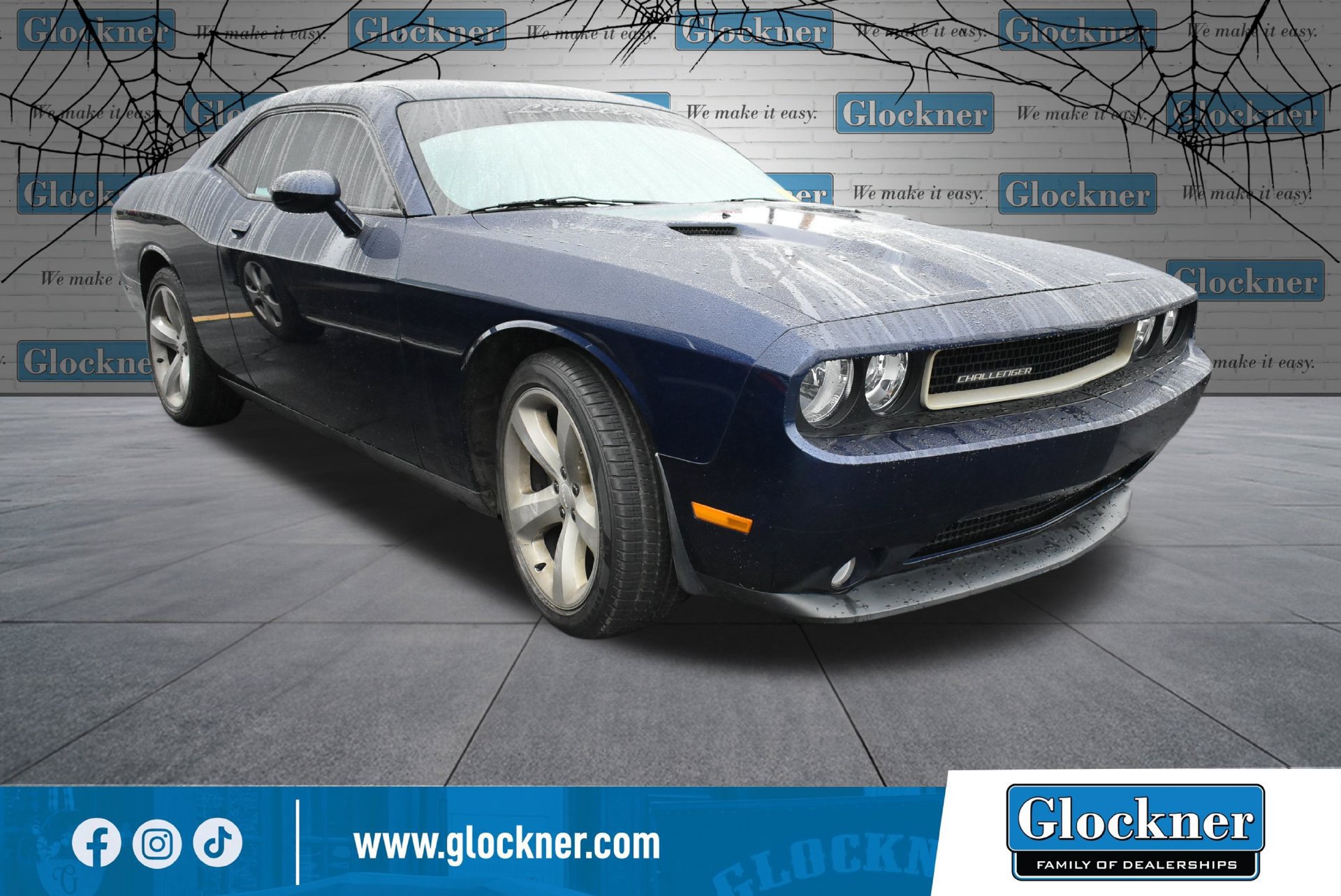Used 2013 Dodge Challenger SXT Plus RWD image 10