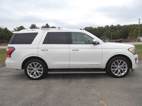 Used 2019 Ford Expedition Platinum image 7
