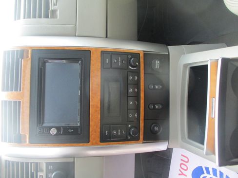 Used 2007 Chrysler Aspen Limited image 13