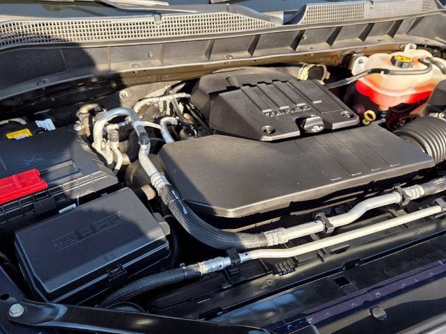 Certified 2021 Chevrolet Silverado 1500 Custom w/ LPO, Dark Essentials Package AWD/4WD image 21