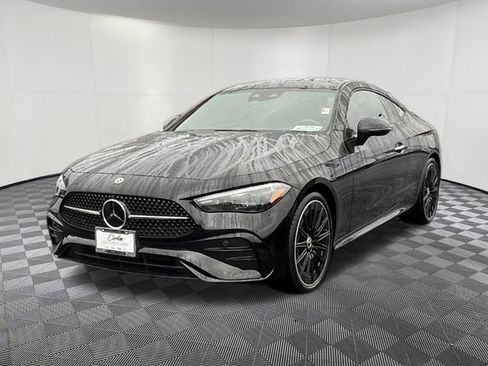 Used 2024 Mercedes-Benz CLE 300 4MATIC Coupe image 3